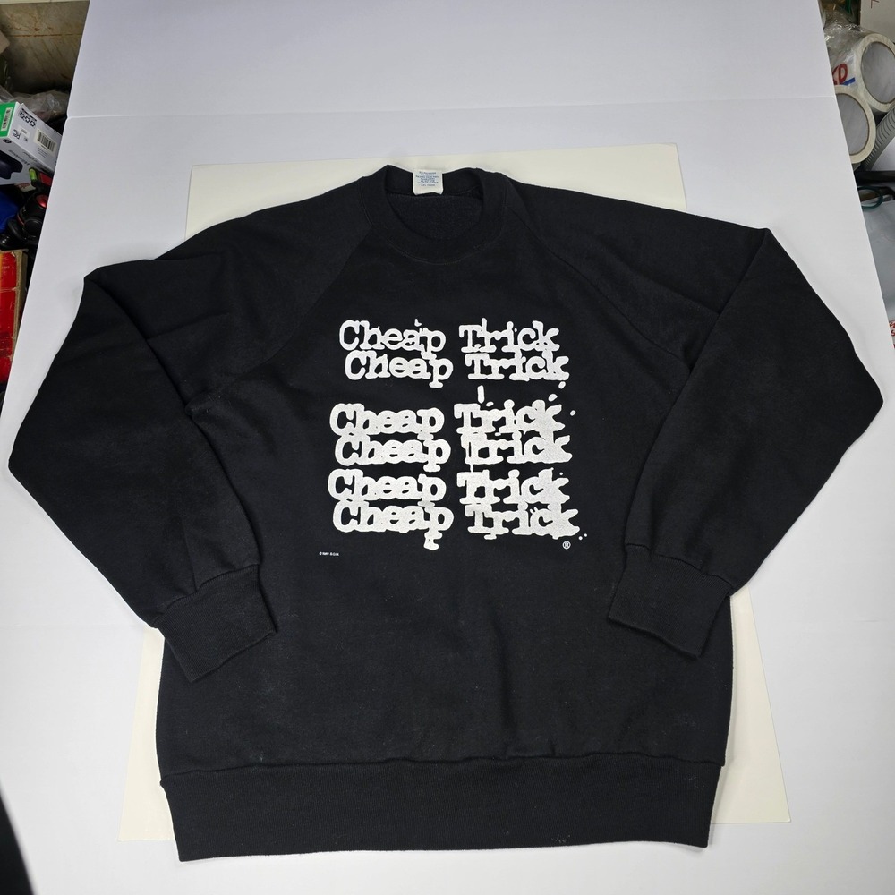 Vintage 1989 Cheap Trick Band Music Concert Graphic Sweatshirt Large